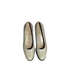 Salvatore Ferragamo Boutique Vintage Nude Leather Chunky Heels Size 8